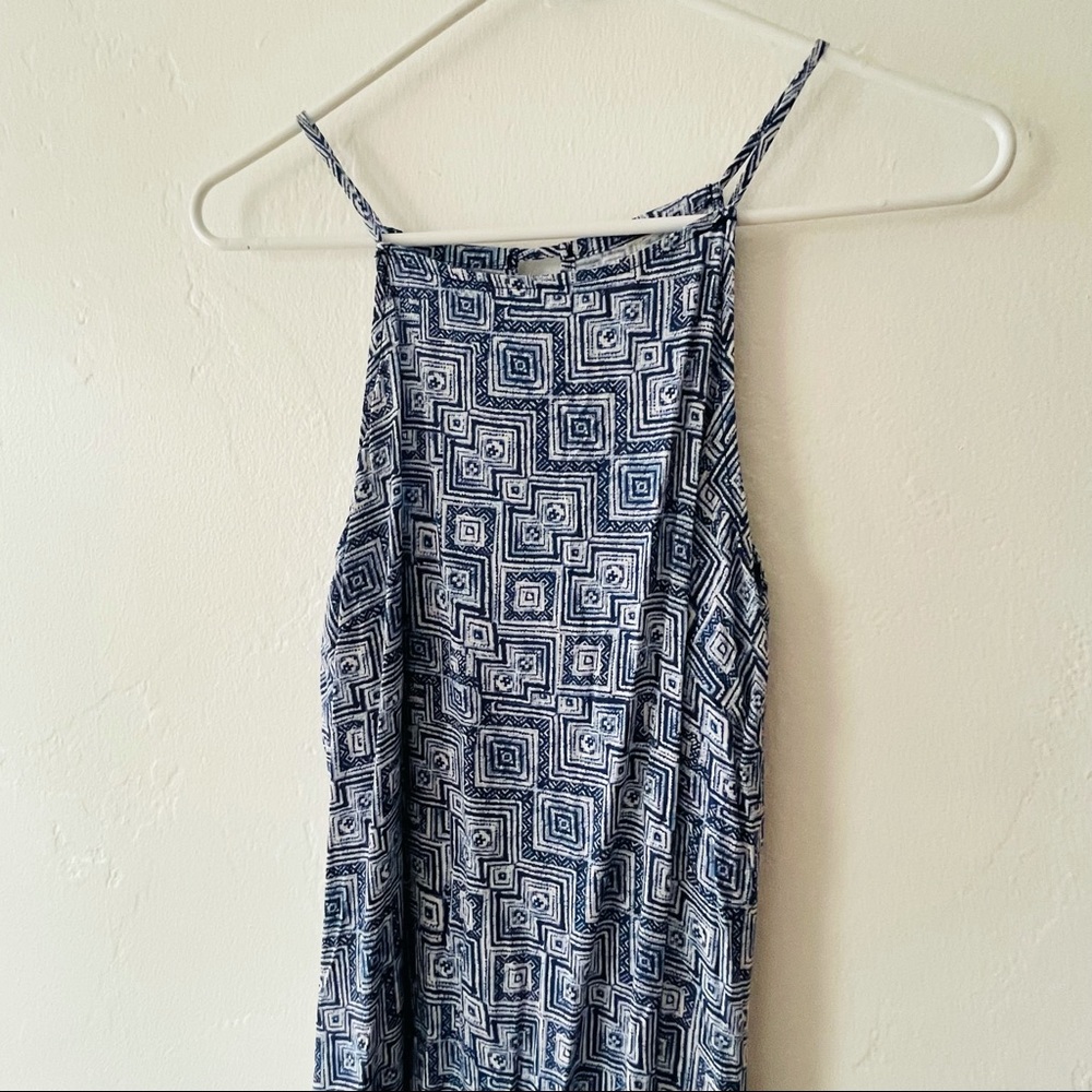 Long Flowy geometric blue dress - Picture 5 of 7
